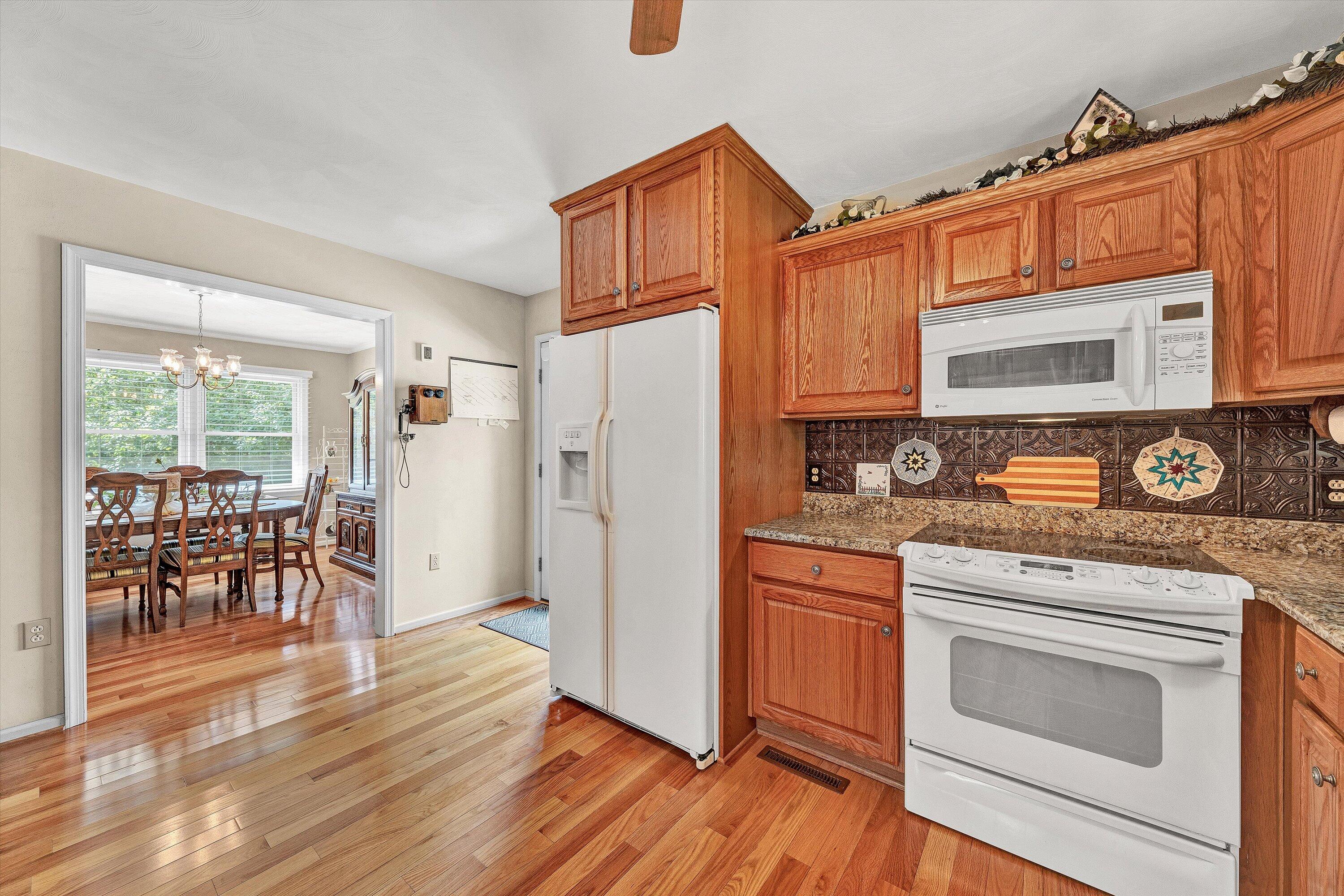 230 Keswick Farm Road Troutville, VA 24175 - Photo 18 of 50 18-DSC00181