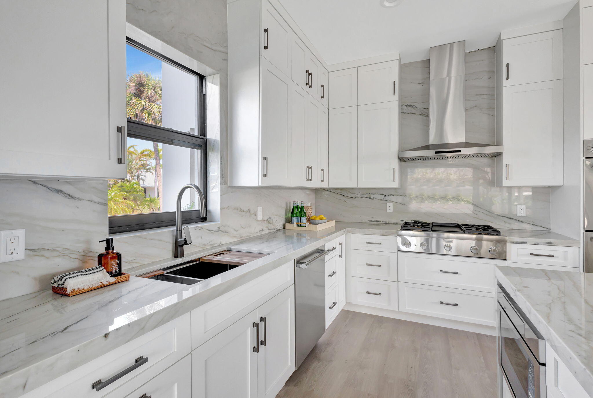 401 Xanadu Place Jupiter, FL 33477 - Photo 11 of 51 25-web-or-mls-5D1A1062