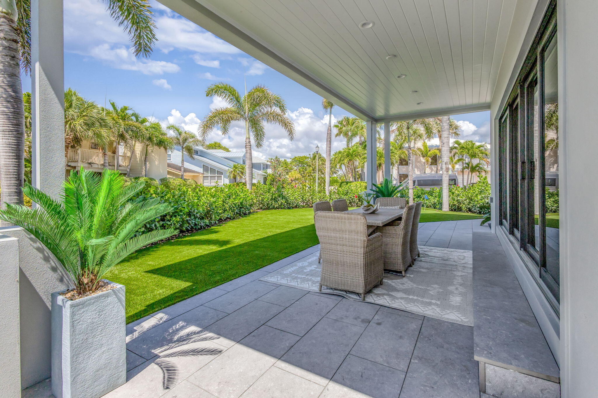 401 Xanadu Place Jupiter, FL 33477 - Photo 45 of 51 69-web-or-mls-5D1A0917_HDR