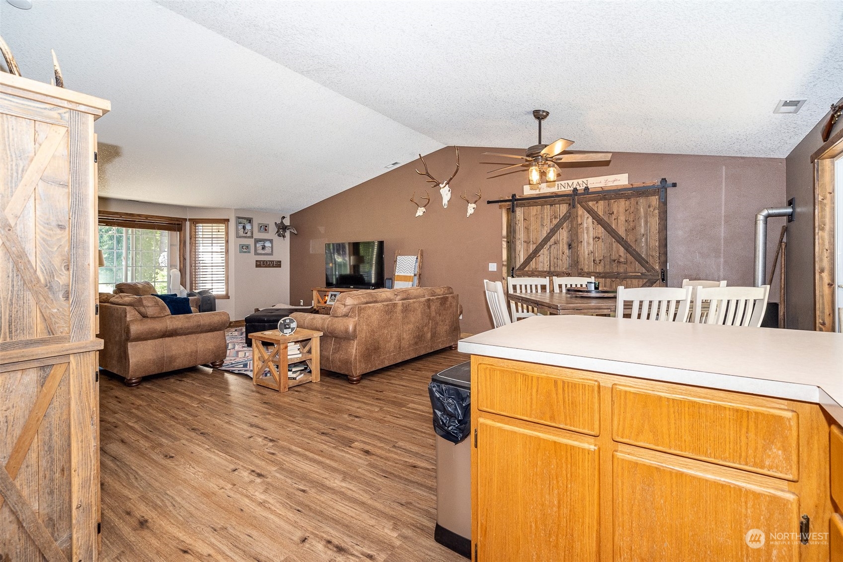 594 Studebaker Road Castle Rock, WA 98611 - Photo 15 of 32 Gallery Image 15