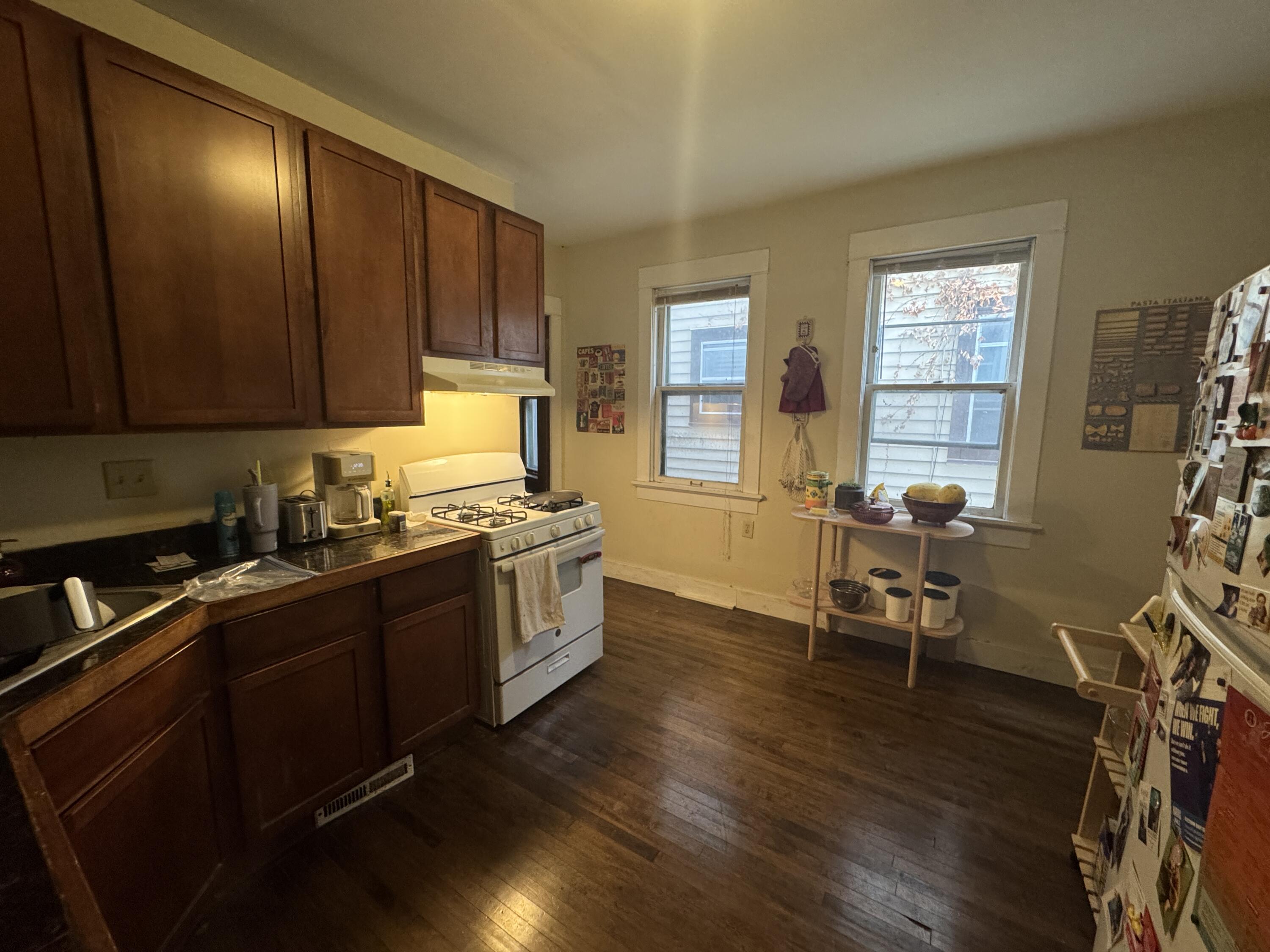 2579 North Frederick Avenue, Unit 2581 Milwaukee, WI 53211 - Photo 7 of 26 Lower