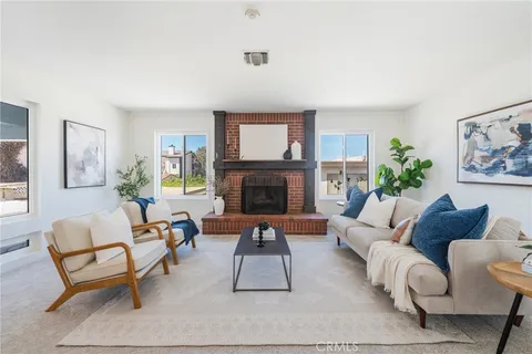 $999,000 | 2110 Carnegie Lane, Unit 3, Redondo Beach, CA 90278