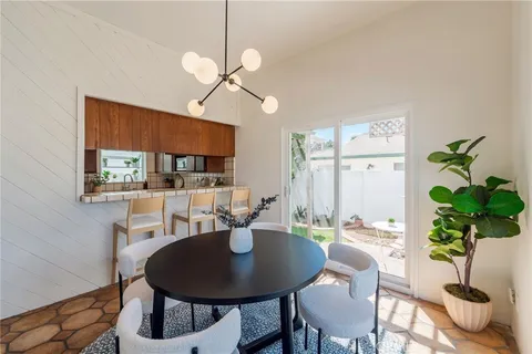 $999,000 | 2110 Carnegie Lane, Unit 3, Redondo Beach, CA 90278