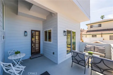 $999,000 | 2110 Carnegie Lane, Unit 3, Redondo Beach, CA 90278