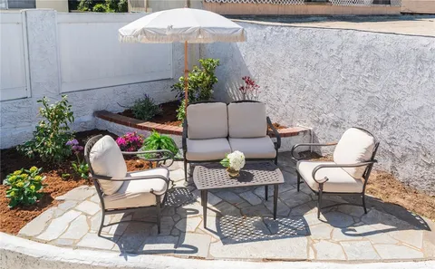 $999,000 | 2110 Carnegie Lane, Unit 3, Redondo Beach, CA 90278