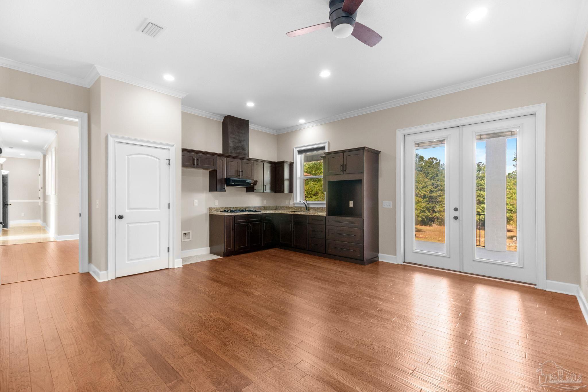 890 B Barth Road Molino, FL 32577 - Photo 17 of 72 Primary suite kitchen