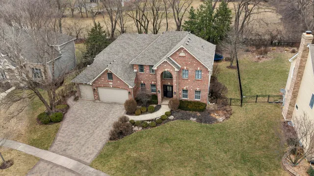 $695,000 | 527 Ridgelawn Trail, Batavia, IL 60510