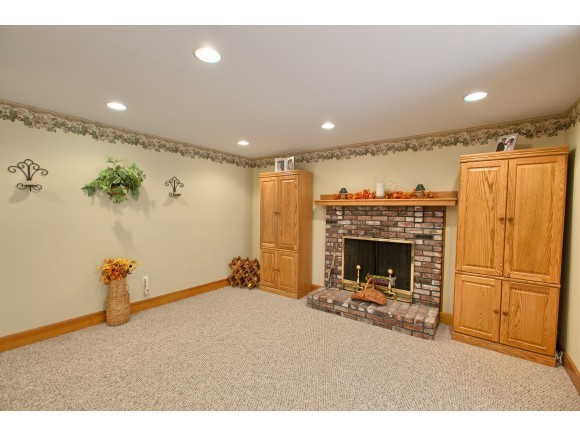 20 Smith Corner Road Plaistow, NH 03865 - Photo 14 of 36 Gallery Image 14