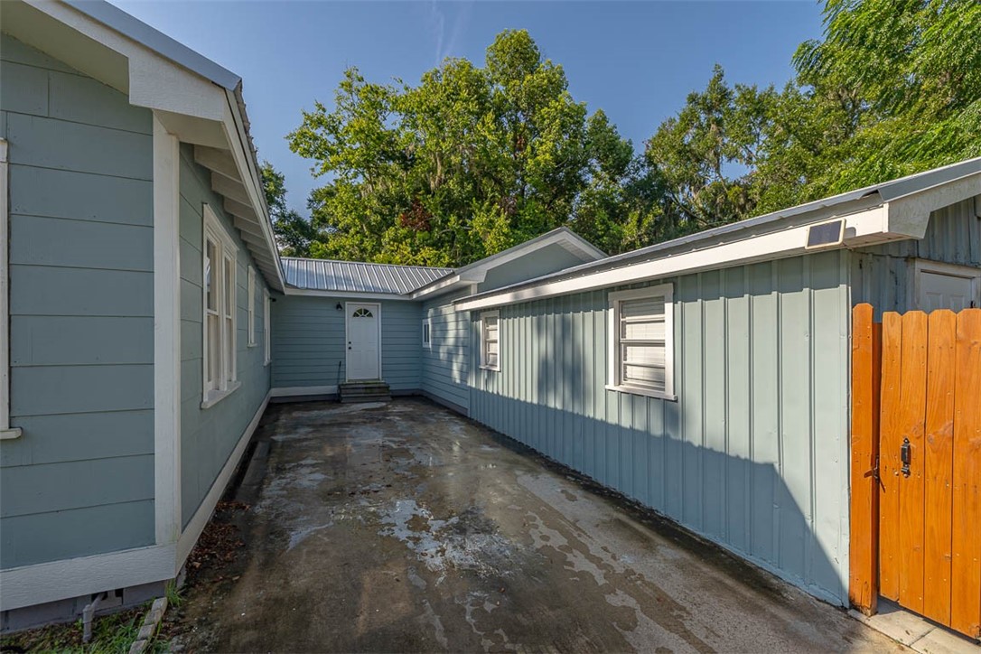 2329 Reynolds Street Brunswick, GA 31520 - Photo 34 of 37