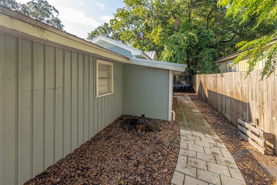 2329 Reynolds Street Brunswick, GA 31520 - Photo 35 of 37