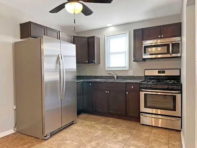 $1,500 | 3515 Morgan Street, Unit 1, Steger, IL 60475