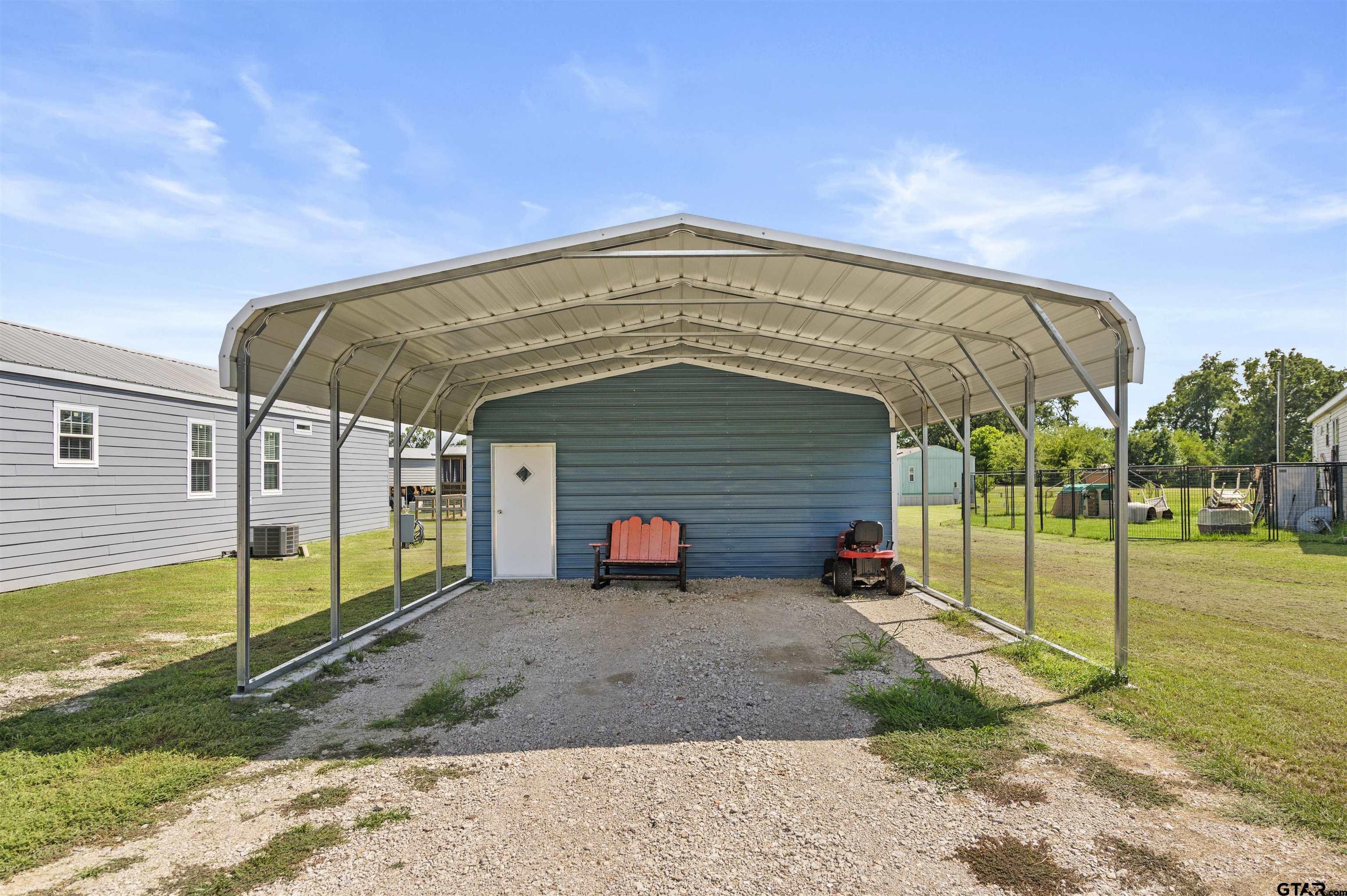 957 Comanche Quitman, TX 75783 - Photo 7 of 20