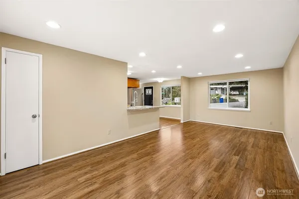 $710,000 | 1300 Southwest 125th Place, Seattle, WA 98146