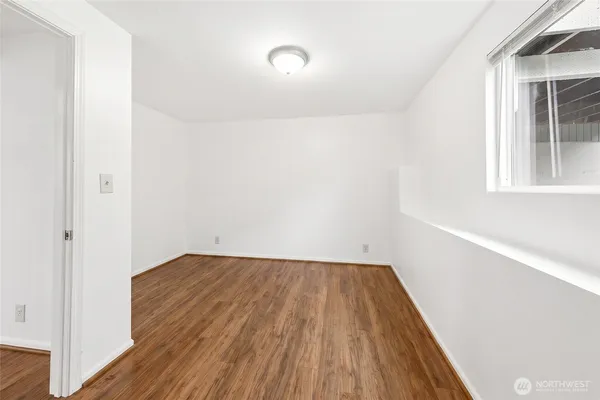 $710,000 | 1300 Southwest 125th Place, Seattle, WA 98146