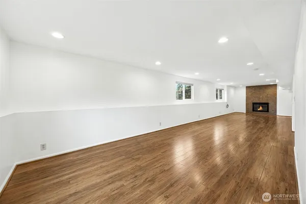 $710,000 | 1300 Southwest 125th Place, Seattle, WA 98146