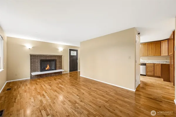 $710,000 | 1300 Southwest 125th Place, Seattle, WA 98146