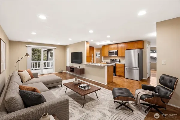 $710,000 | 1300 Southwest 125th Place, Seattle, WA 98146
