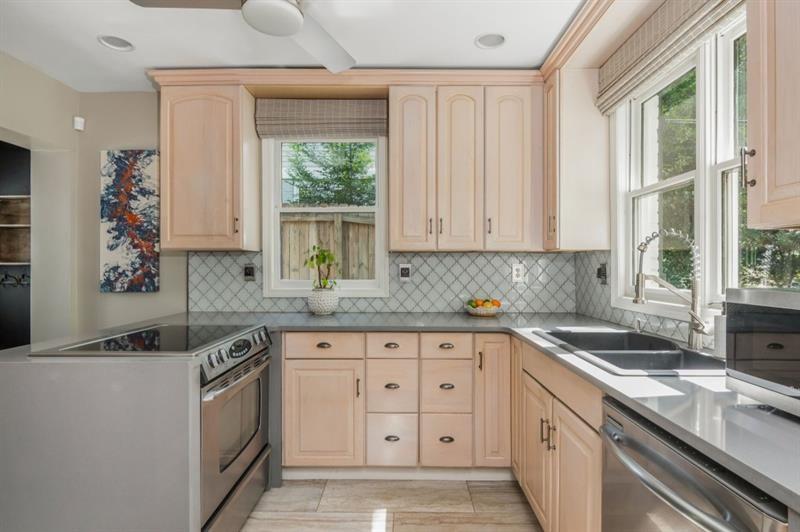 168 Garland Avenue Decatur, GA 30030 - Photo 13 of 28