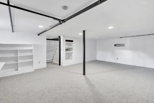 $575,000 | 88 Brewster Street, Stratford, CT 06614