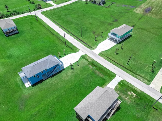 $2,950 | 4019 Mitote Drive, Galveston, TX 77554