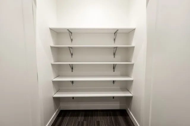 $379,500 | 810 7th Street, Columbus, IN 47201