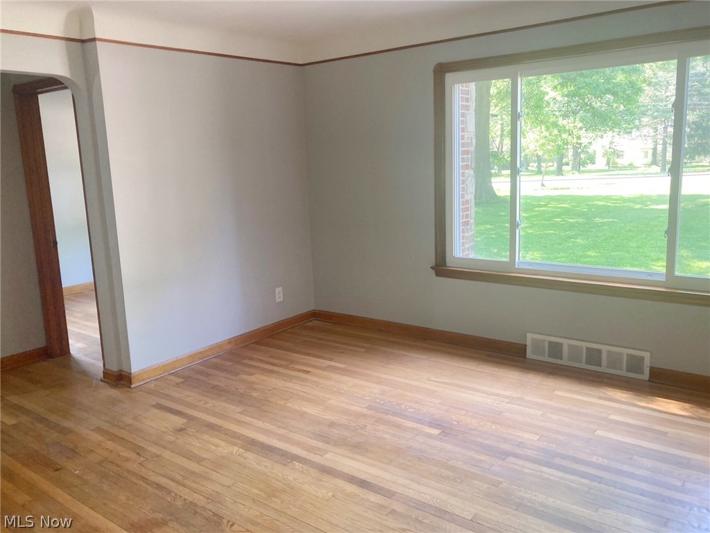 24249 Chardon Road Cleveland, OH 44143 - Photo 10 of 26 Spare room featuring light hardwood / wood-style floors