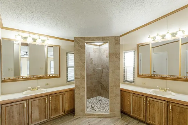 a house with swimming pool in front of it