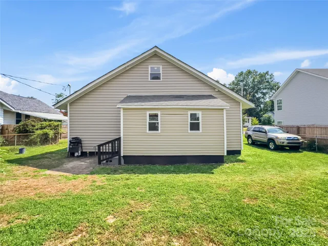 $285,000 | 1112 West 5th Avenue, Gastonia, NC 28052