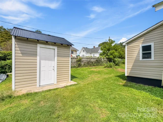 $285,000 | 1112 West 5th Avenue, Gastonia, NC 28052