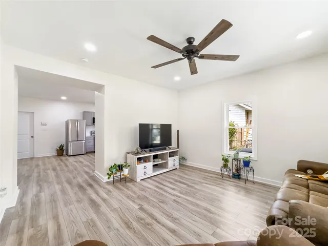 $285,000 | 1112 West 5th Avenue, Gastonia, NC 28052