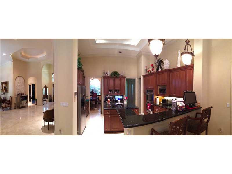 3700 Shady Ridge Road Fort Lauderdale, FL 33312 - Photo 9 of 17 a view of a living room and bathroom