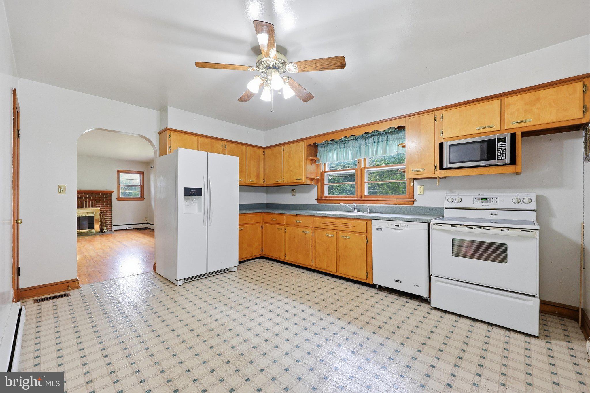 11703 Fingerboard Road Monrovia, MD 21770 - Photo 11 of 46 Kitchen