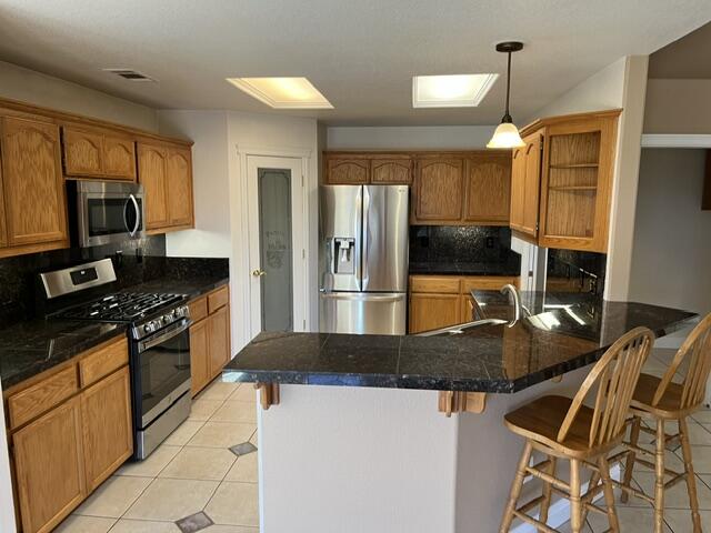 6960 Amber Ridge Drive Anderson, CA 96007 - Photo 5 of 12 Kitchen2