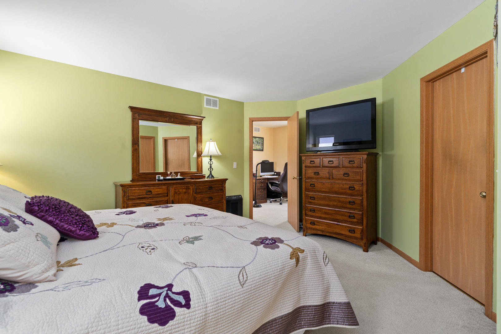87 Freesia Drive Romeoville, IL 60446 - Photo 17 of 48 Gallery Image 17