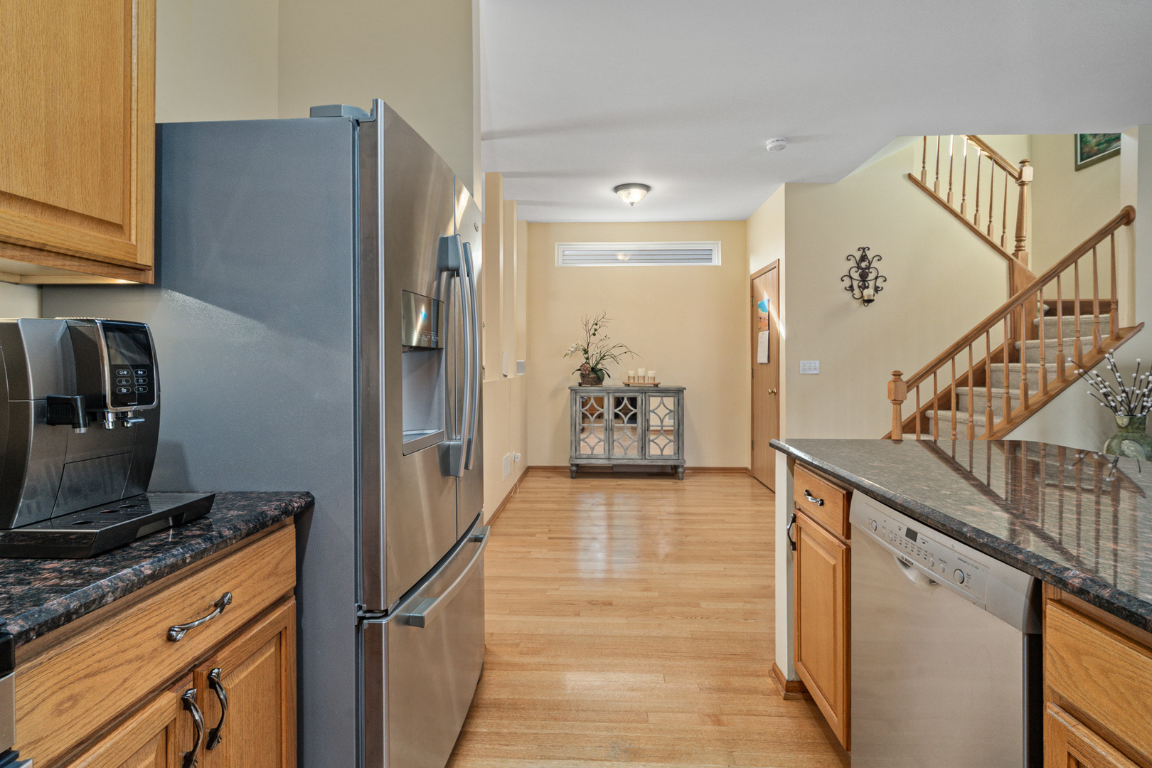 87 Freesia Drive Romeoville, IL 60446 - Photo 6 of 48 Gallery Image 6
