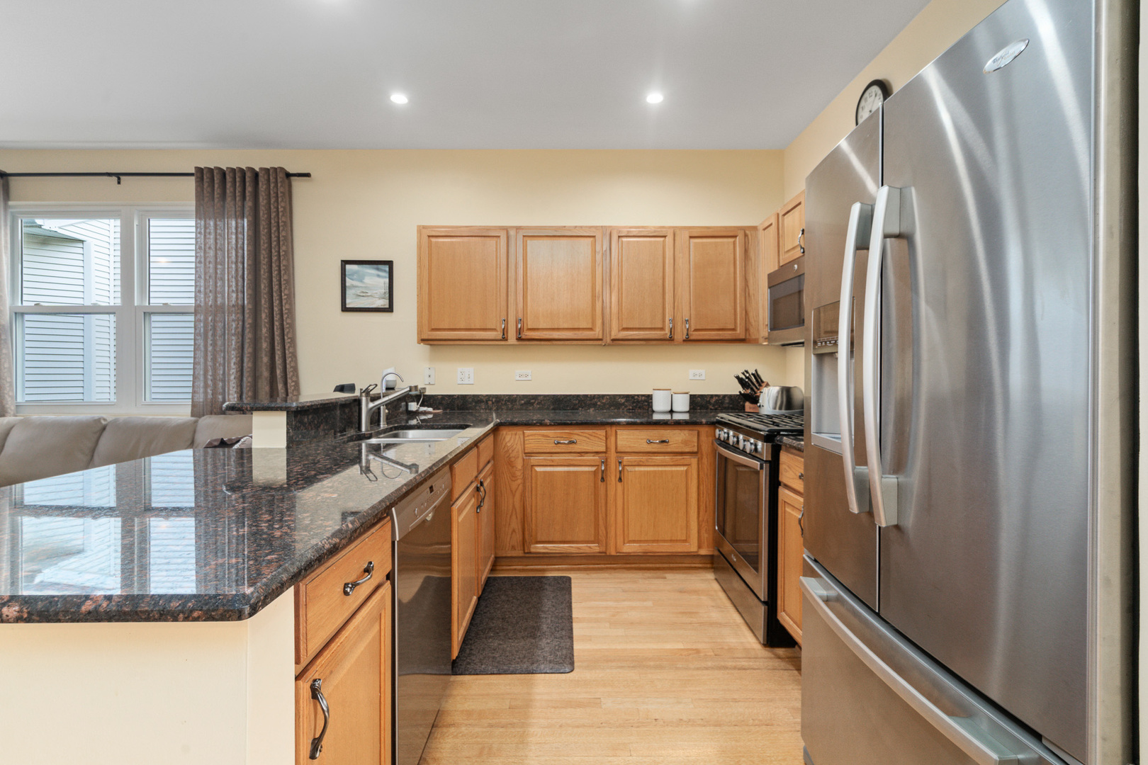 87 Freesia Drive Romeoville, IL 60446 - Photo 9 of 48 Gallery Image 9