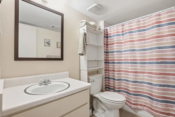 $88,000 | 403 Marshall Court, Unit 6, Fort Walton Beach, FL 32548