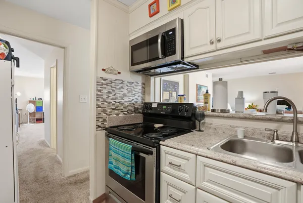 $88,000 | 403 Marshall Court, Unit 6, Fort Walton Beach, FL 32548
