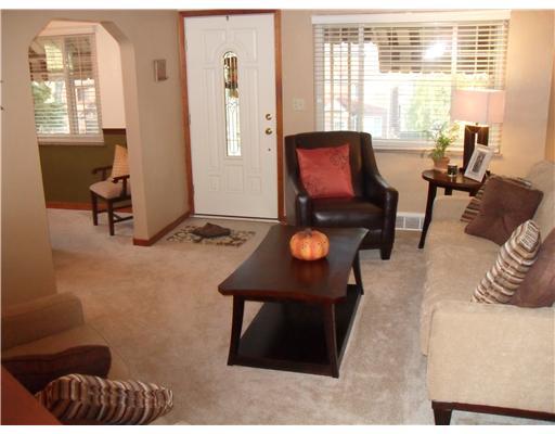 Living Room. 