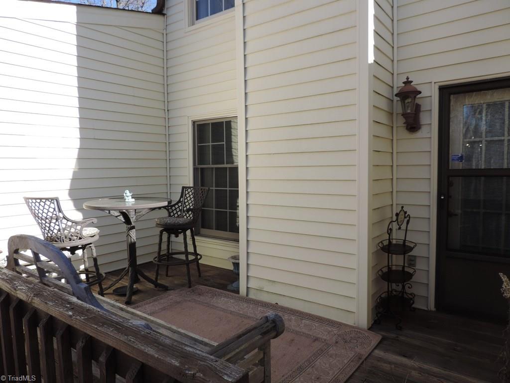 1723 Ternberry Road High Point, NC 27262 - Photo 19 of 21 Deck