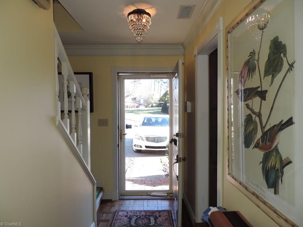 1723 Ternberry Road High Point, NC 27262 - Photo 3 of 21 Entry