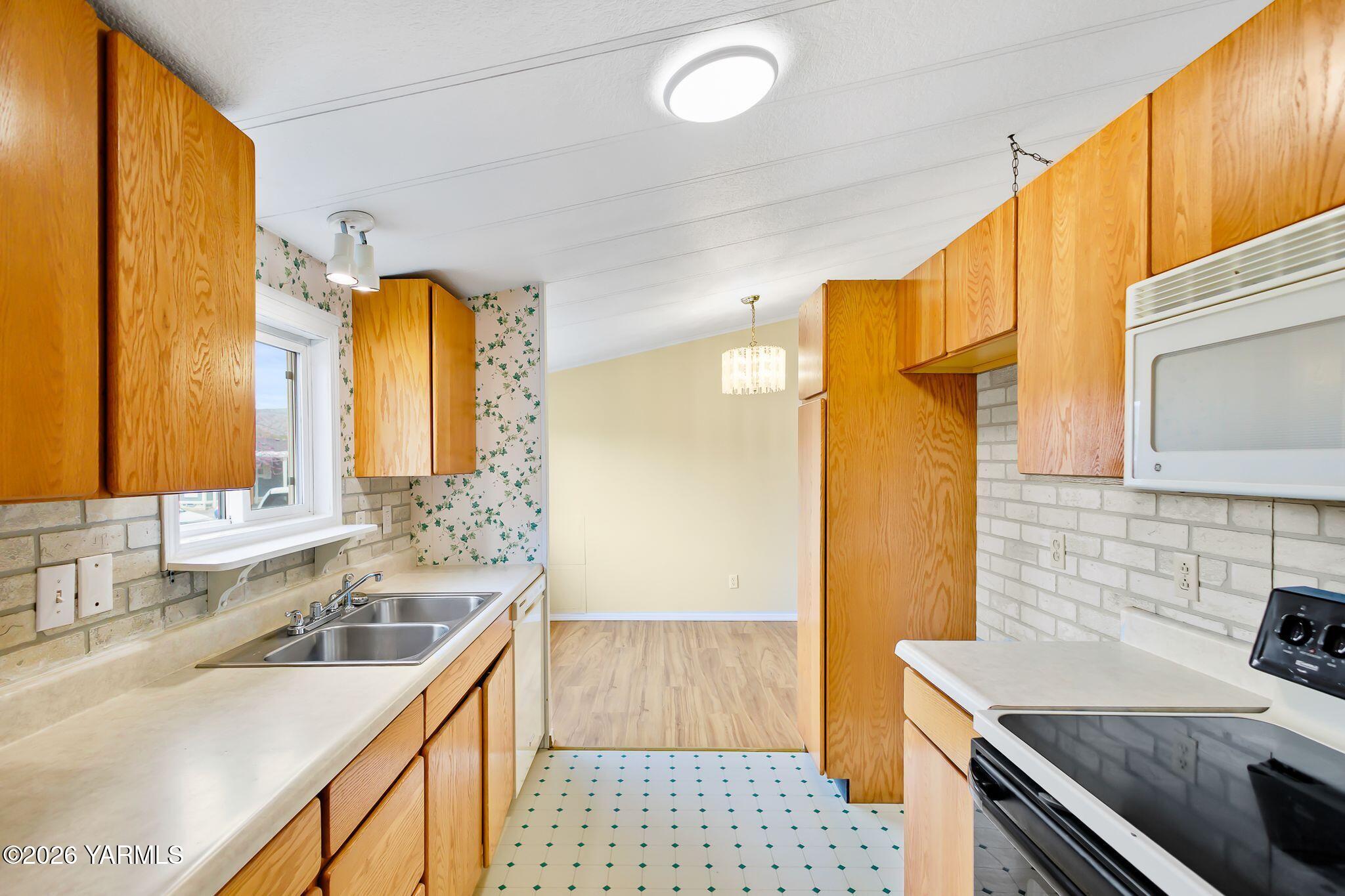 3701 Gun Club Road, Unit 6 Yakima, WA 98901 - Photo 6 of 22 3701 Gun Club Lot 6-14