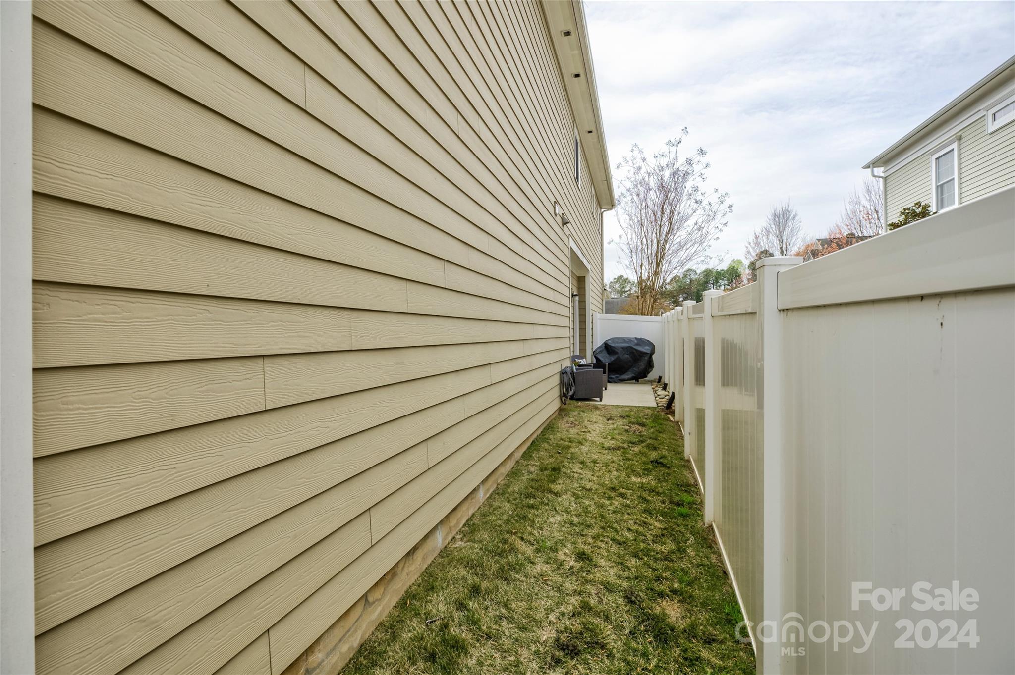 3478 Richard's Crossing Fort Mill, SC 29708 - Photo 24 of 30 a house with a yard