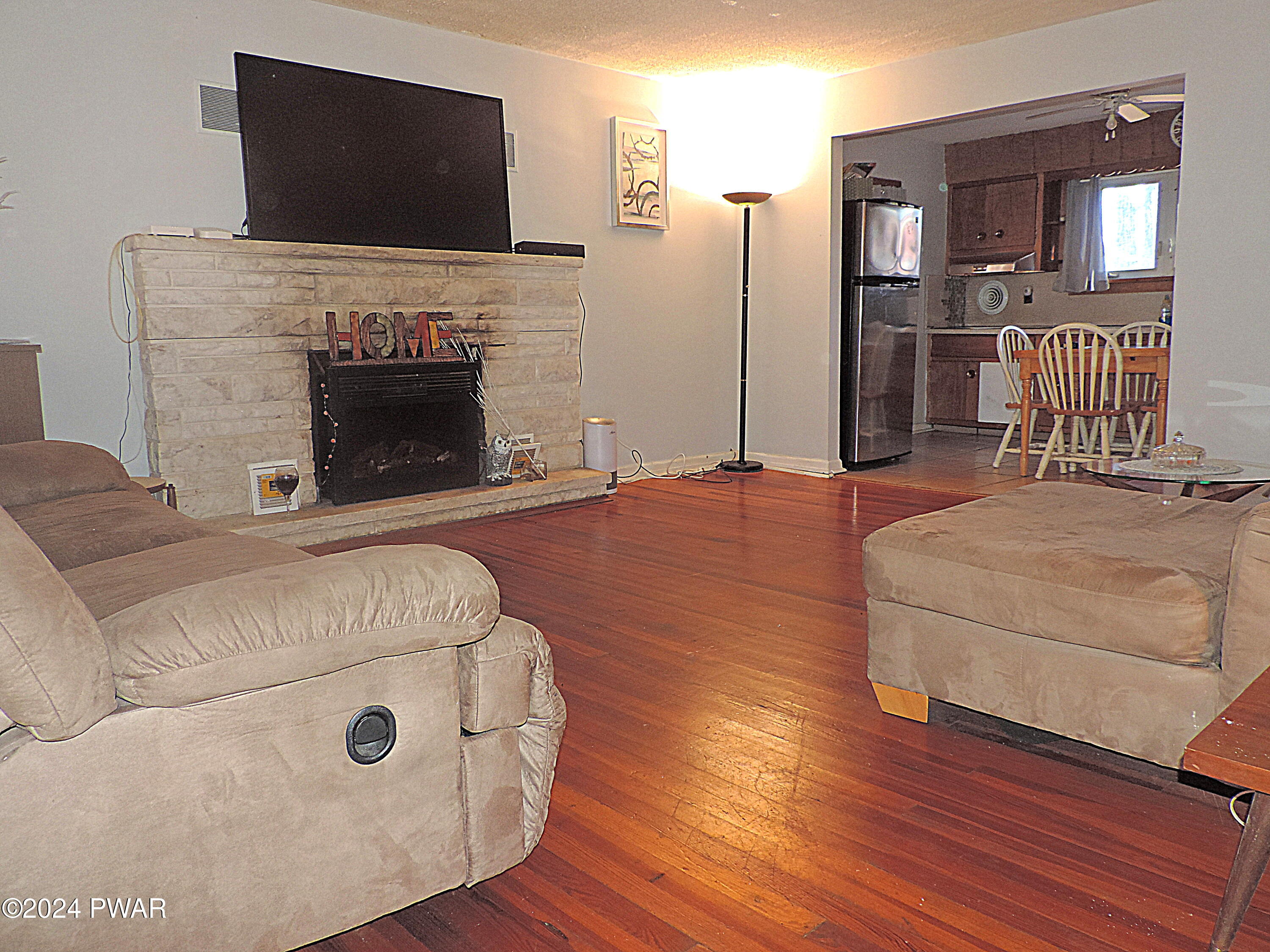 8 1st Road Hawley, PA 18428 - Photo 3 of 18