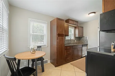 $230,000 | 5549 Caenen Street, Shawnee, KS 66216
