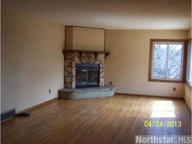 1785 Baker Park Road Maple Plain, MN 55359 - Photo 6 of 13 Gallery Image 6