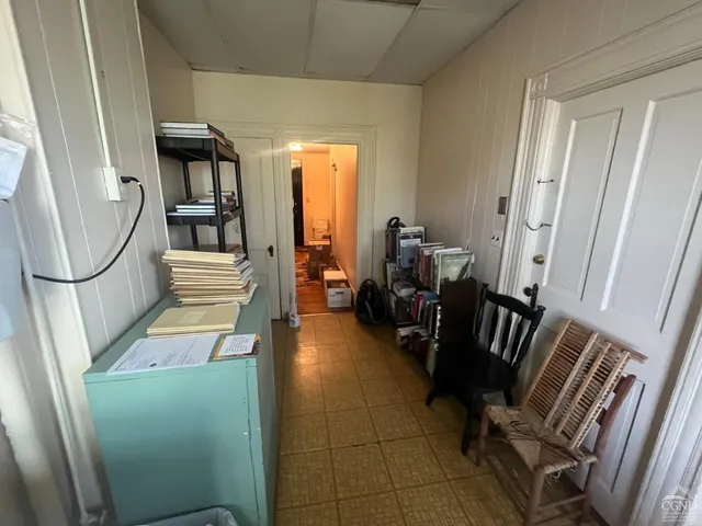 $1,499 | 518 Warren Street, Hudson, NY 12534