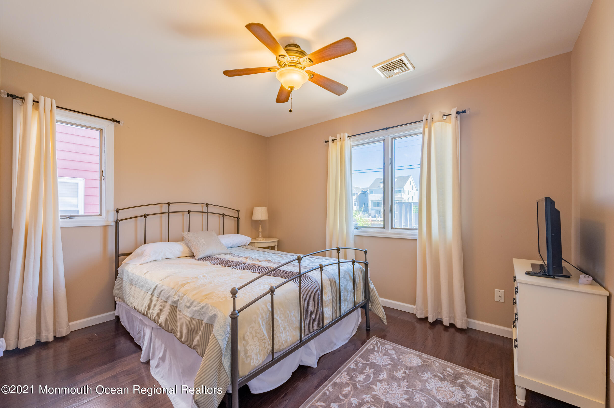 207 Heron Road Lavallette, NJ 08735 - Photo 11 of 60 Bed 1