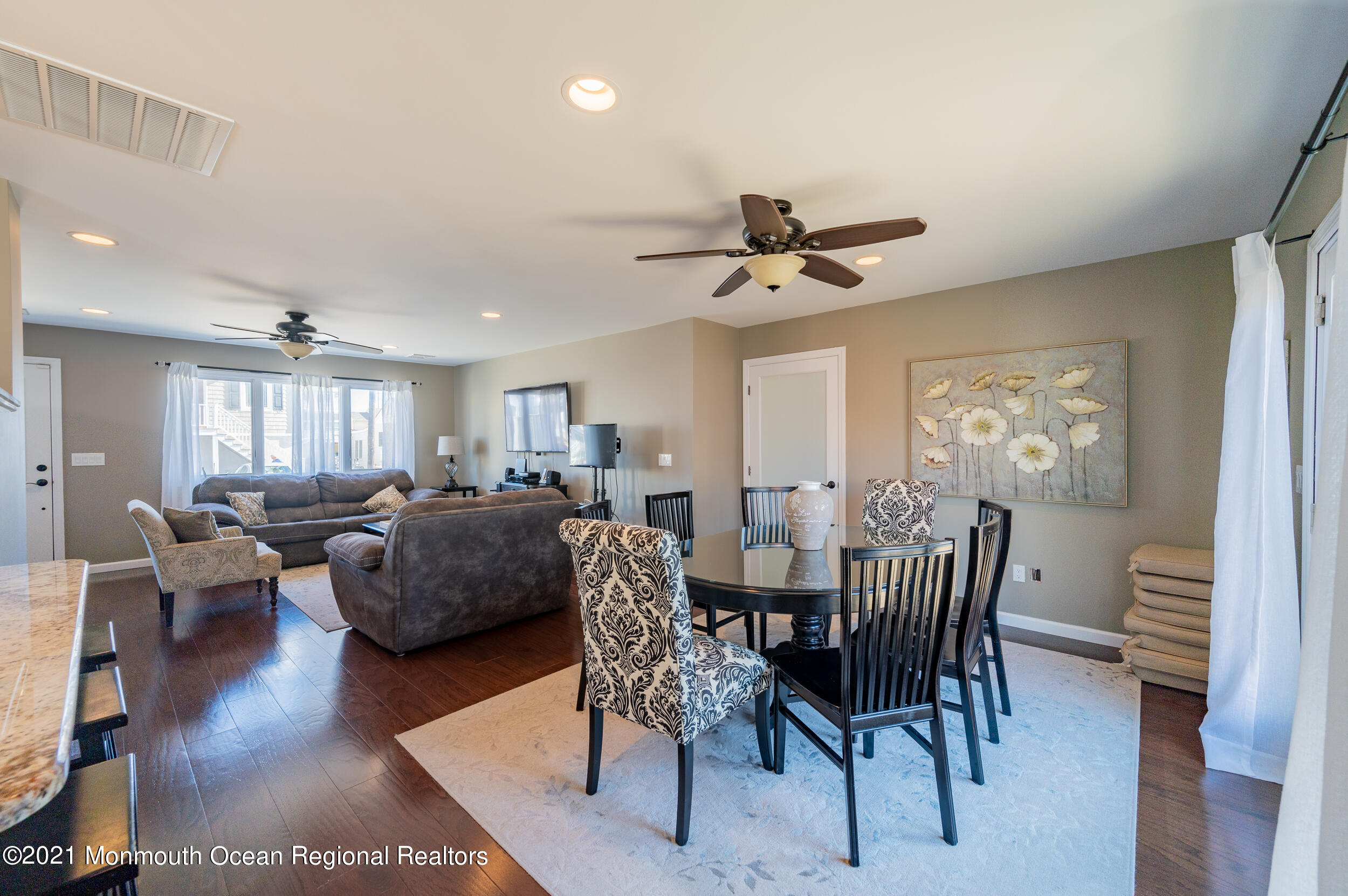 207 Heron Road Lavallette, NJ 08735 - Photo 28 of 60 DIning 4