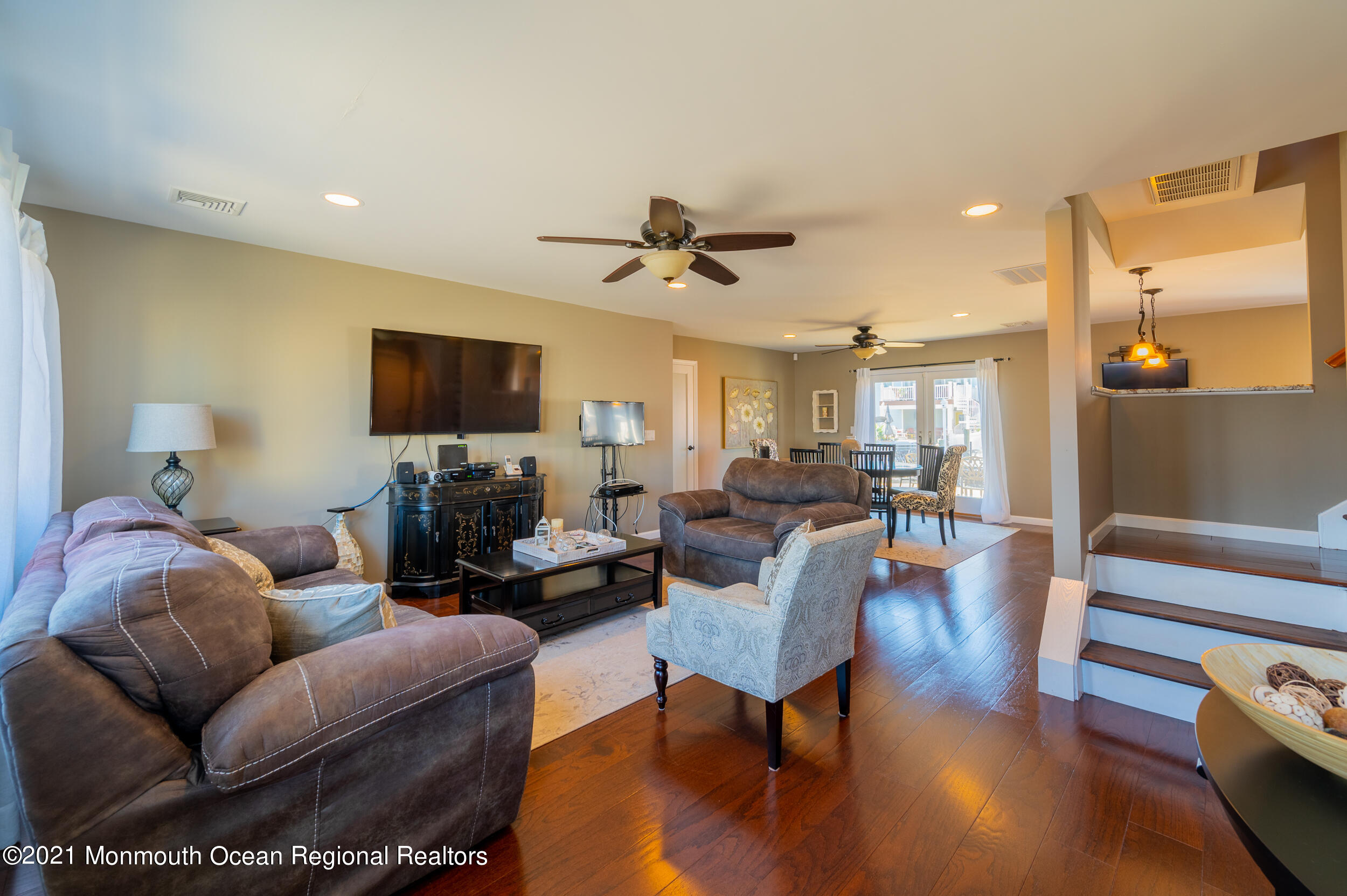 207 Heron Road Lavallette, NJ 08735 - Photo 37 of 60 Living 1